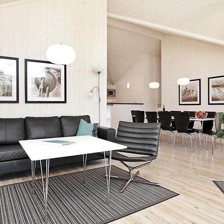 8 Person Holiday Home In Gro Enbrode Großenbrode Екстериор снимка