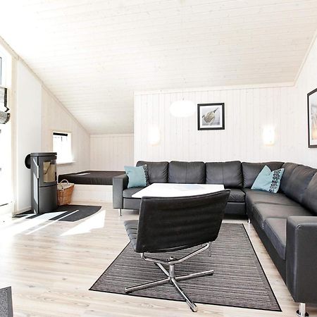 8 Person Holiday Home In Gro Enbrode Großenbrode Екстериор снимка