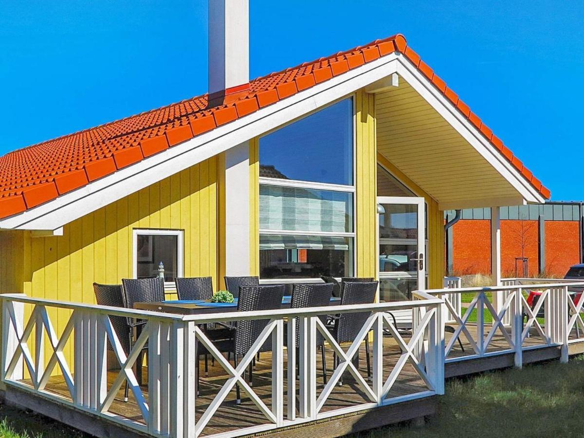 8 Person Holiday Home In Gro Enbrode Großenbrode Екстериор снимка